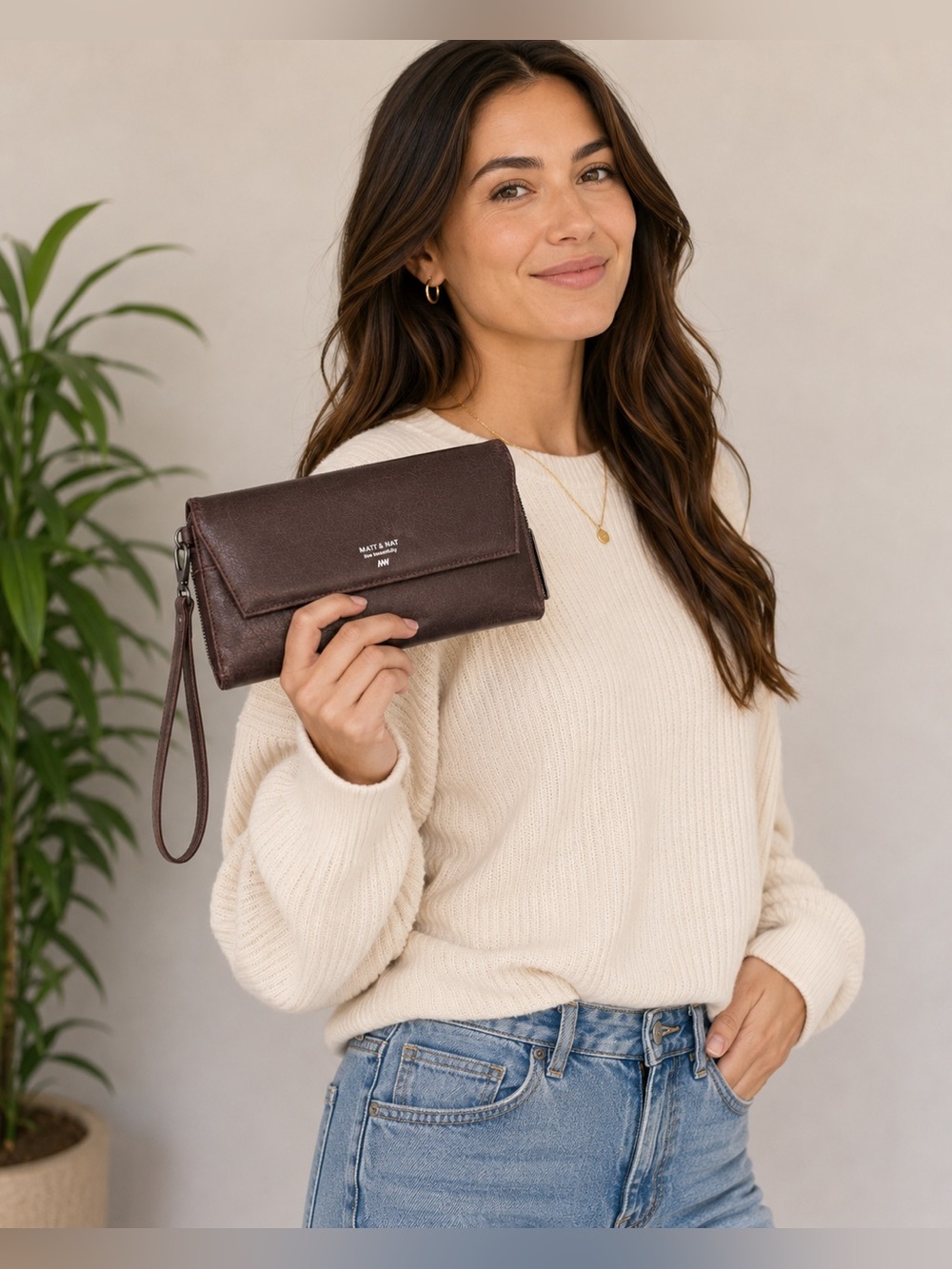 MATT & NAT Vegan Leather Wristlet Wallet Clutch Espresso Brown